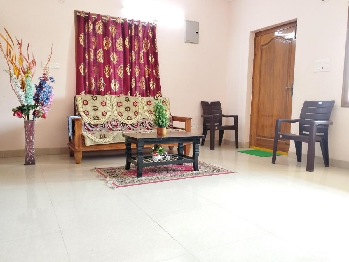 Sls Homestay - Luxury Ac Service Apartments 1Bhk, 2Bhk, 3Bhk - Direct Flyover To Alipiri Tirumala Gate - Walk To Ps4 Pure Veg Restaurants, Supermarkets - Near To National Highway & Padmavathi Amma Temple - Modular Kitchen, Living Room -Free Superfast Tirupati Bagian luar foto